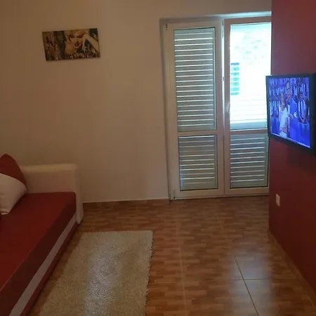 Apartment Paulovnija *
