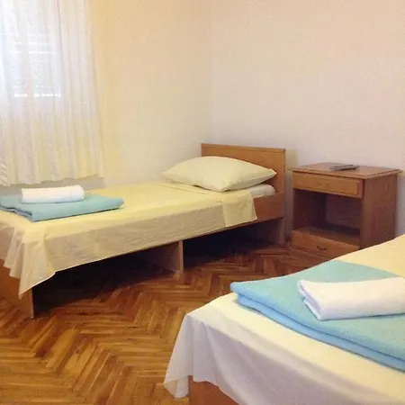 Apartment Paulovnija *