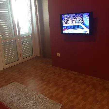 Paulovnija Zadvarje