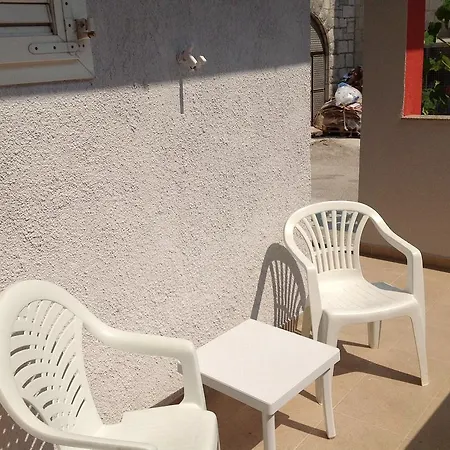 Paulovnija Apartment *